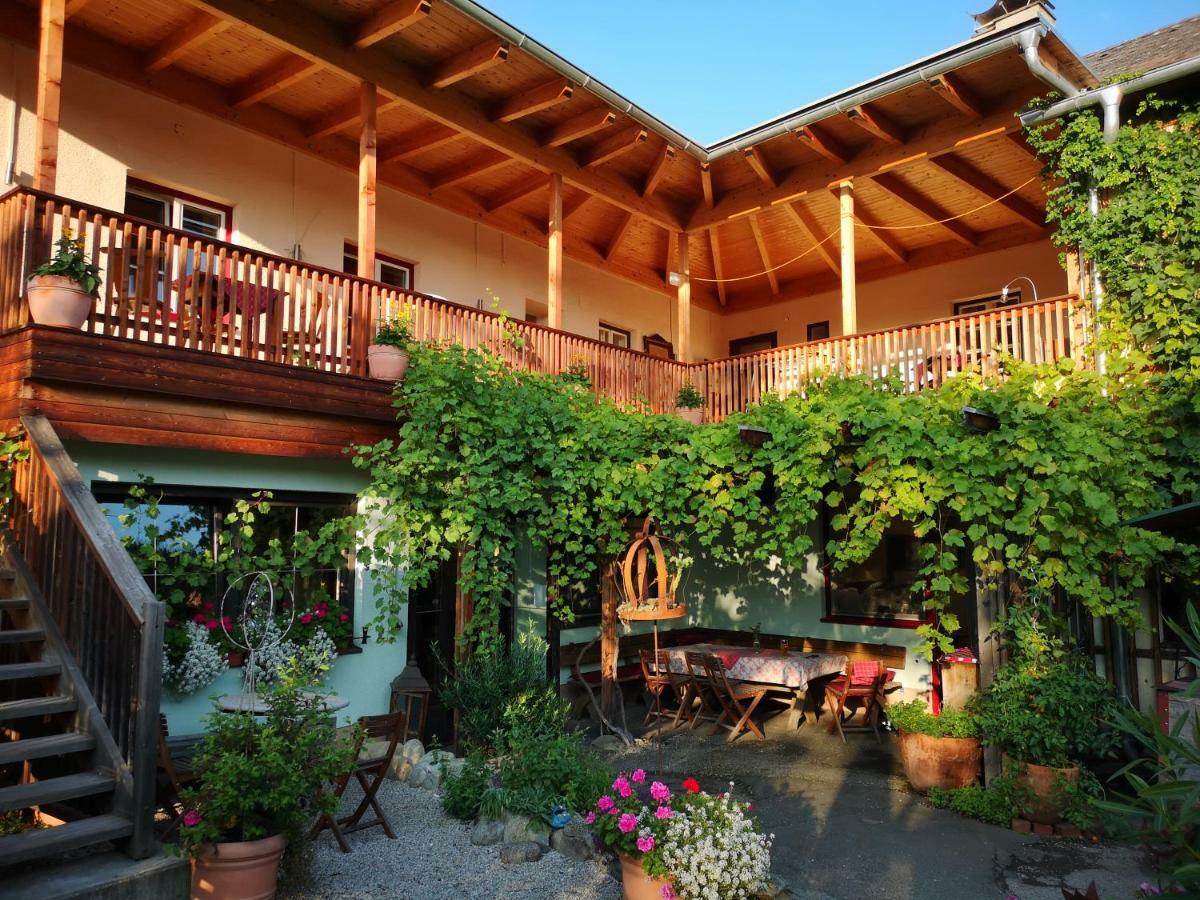Der Eberhard - Wohnen & Essen Bei Ilse Hotel Sankt Michael in Obersteiermark Luaran gambar